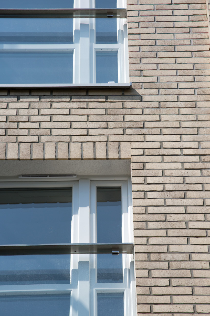 Облицовка фасада клинкерной плиткой Feldhaus Klinker R 732 Vascu, Плитка под светлый кирпич наружная - фото 4 - id-p1367594576