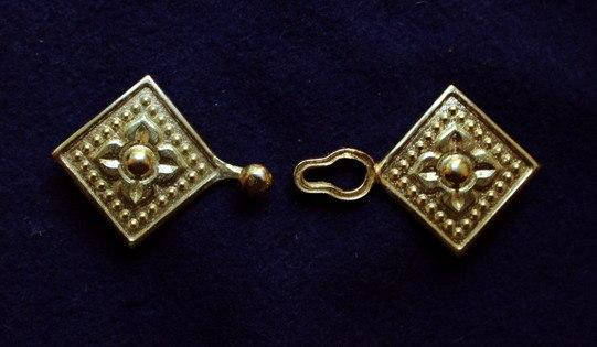 Застібки кафтана, Kömpöc, Угорщина. 10 століття., фото 1