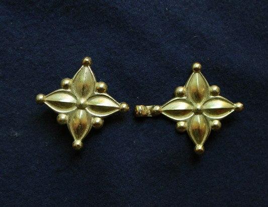 Застібки зроблені з прикрас кафтану, Пшеми, Польща, 10 століття