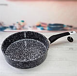 Велика глибока сковорідка 24 см 3.0 л Edenberg EB-3323 Сковорода з гранітним антипригарним покриттям, фото 3