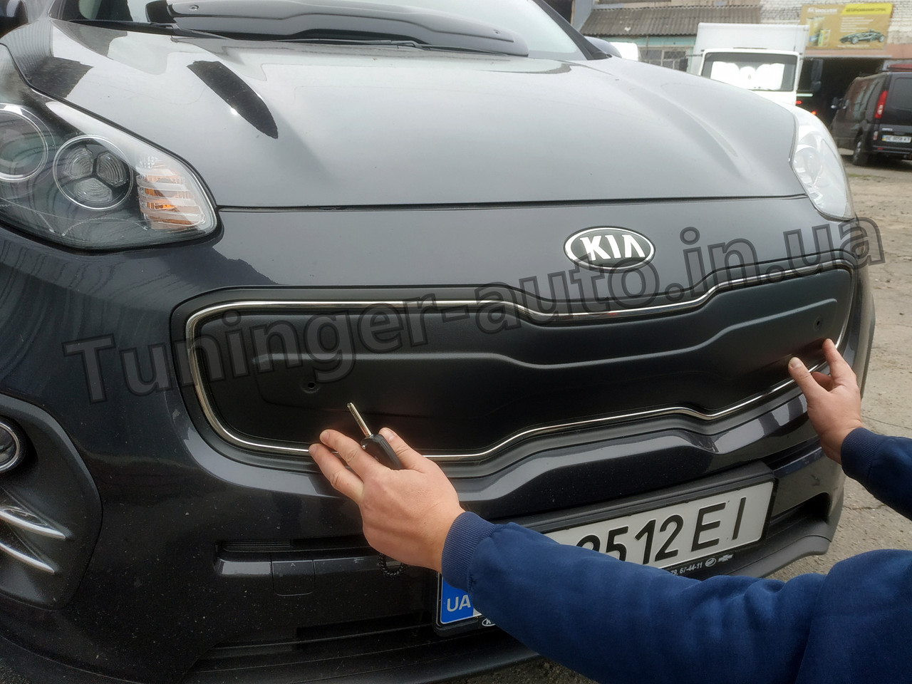 Зимова накладка на решітку радіатора KIA Sportage 2015-2018 (Fly/Матова)