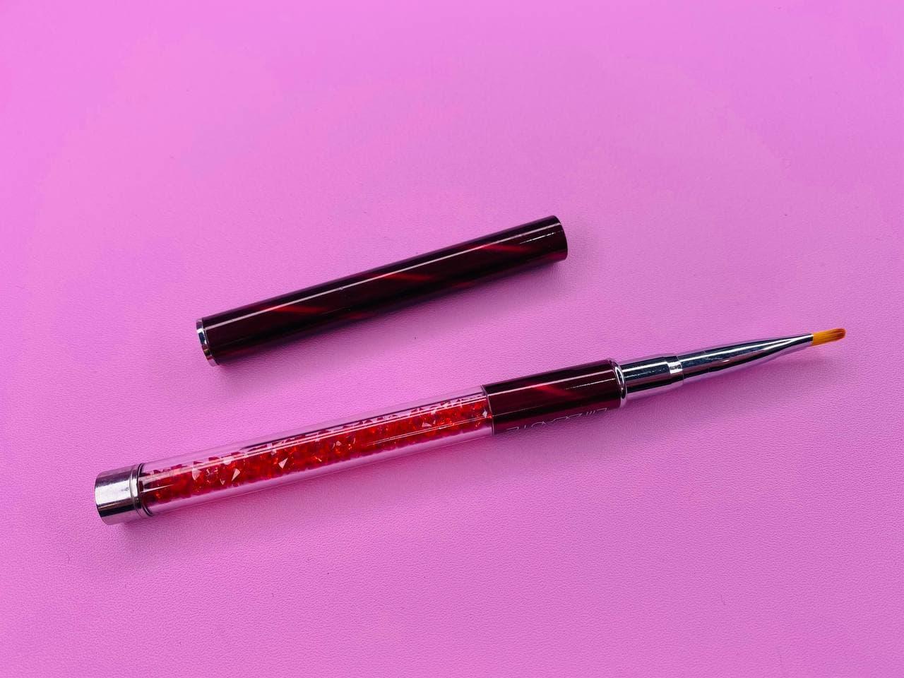 Пензель для гелю зі стразами, овальний ворс No 6 з ковпачком Lilly Beauty