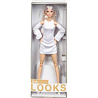 Колекційна лялька Барбі Barbie Signature Looks Платинова блондинка GXB28, фото 9