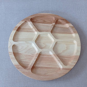 Дошка для подачі страв кругла на 7 секцій з ясеня