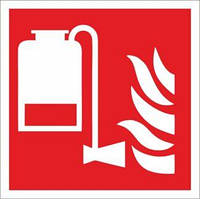 Знак безпеки Переносний пристрій пінного пожежогасіння  ДСТУ EN ISO 7010: 2019 (метал, пластик, плівка)