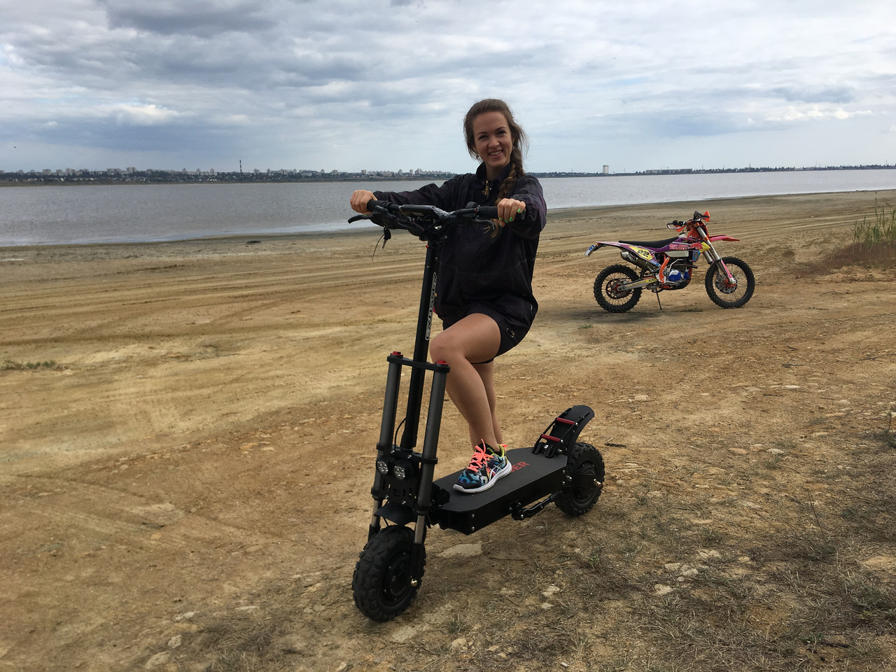 Електросамокат Crosser Rocket повний привід (1600W кожне колесо, 60V, 25A)