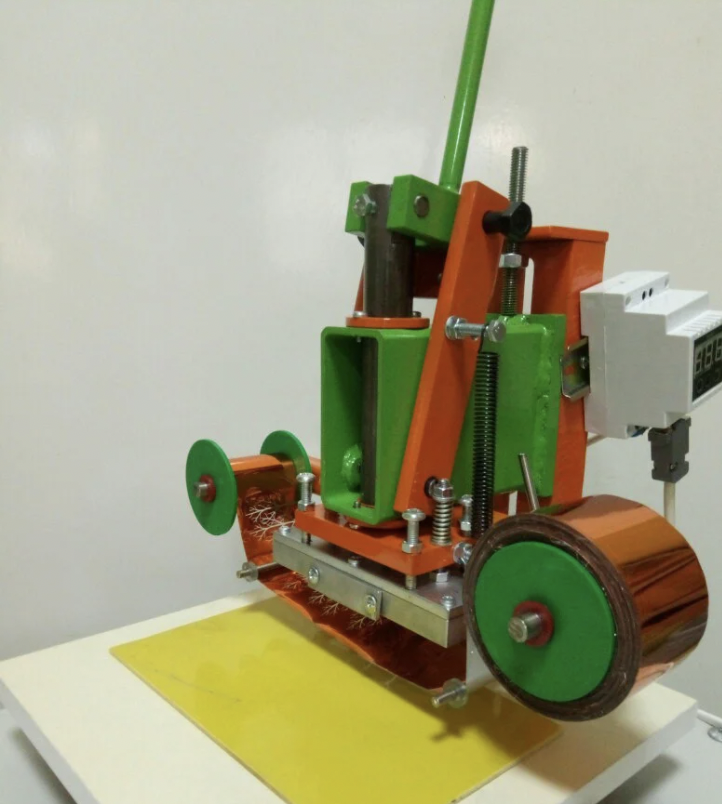 Прес гарячого тиснення фольгою П-6т