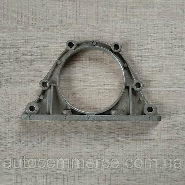 Кришка вала колінчастого задня Faw 1011, ФАВ 1011