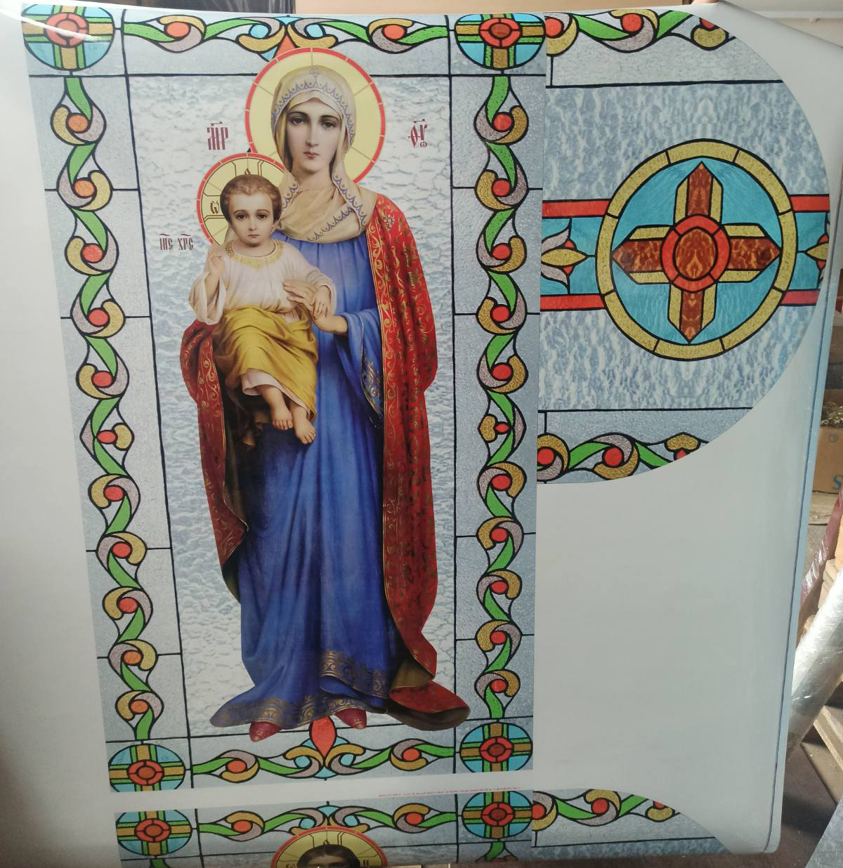 Вітражі з плівки оракал під замовлення для церкви, фото 1