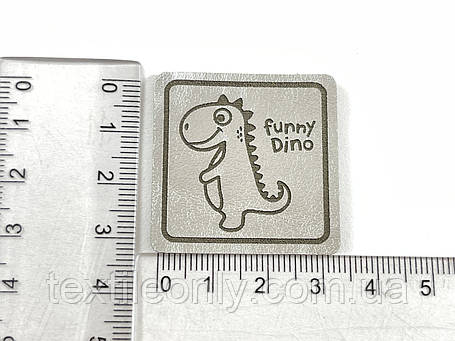 Нашивка Динозавр 35х35 мм срібло, фото 2