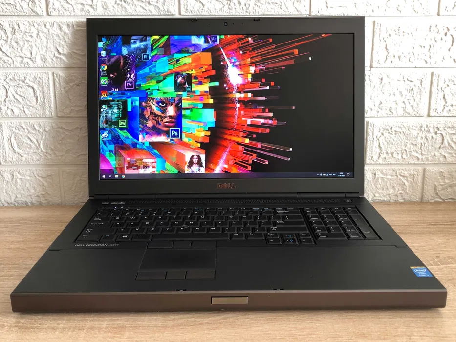 Ноутбук DELL m6800 + 17 дюймів + CORE i7 8 ядер + NVIDIA 4GB + 256 SSD +16 RAM, фото 1