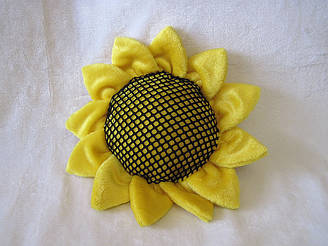 Декоративна інтер'єрна подушка квітка соняшників ручна робота