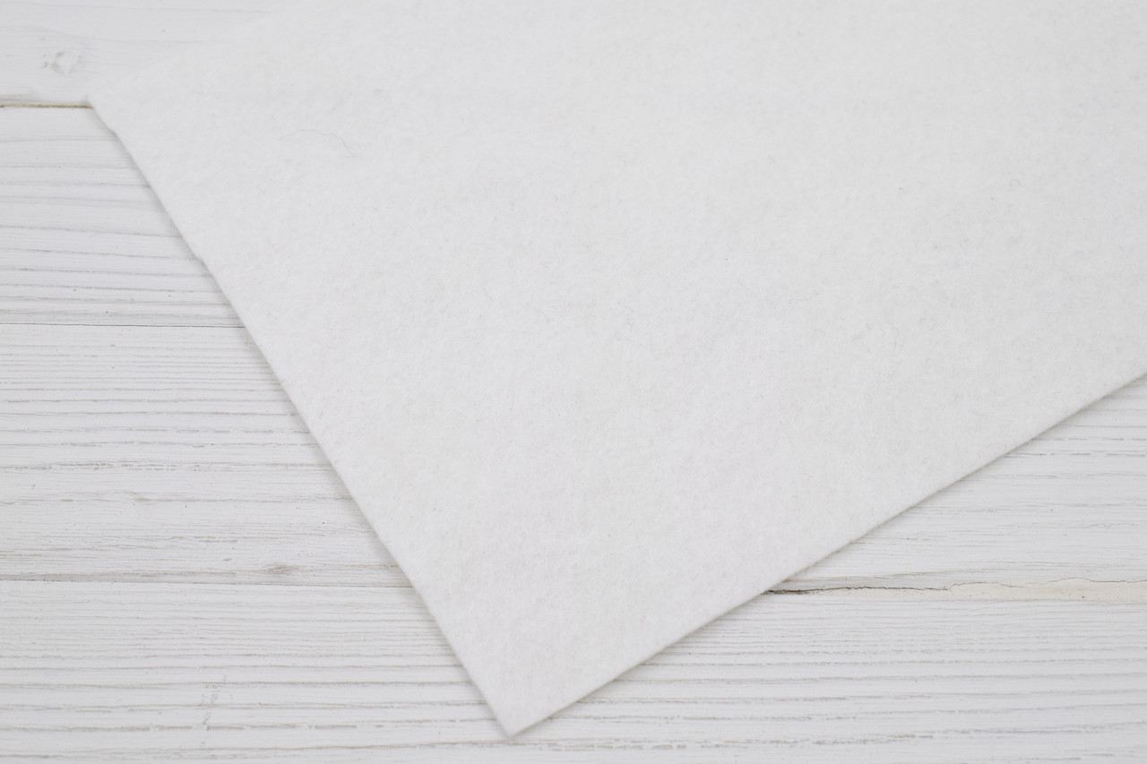 Американський м'який фетр 1,5 мм (30х40 см) - №01 White (1100)