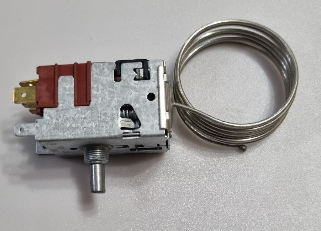 Термостат для двокамерного холодильника 077B6208