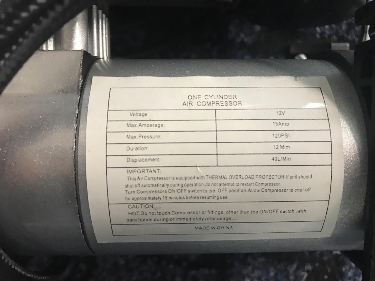 Автомобильный компрессор AIR COMRPRESSOR 120 PSI 12 V, автомобильный электрокомпрессор для накачки шин GP - фото 4 - id-p1484447180