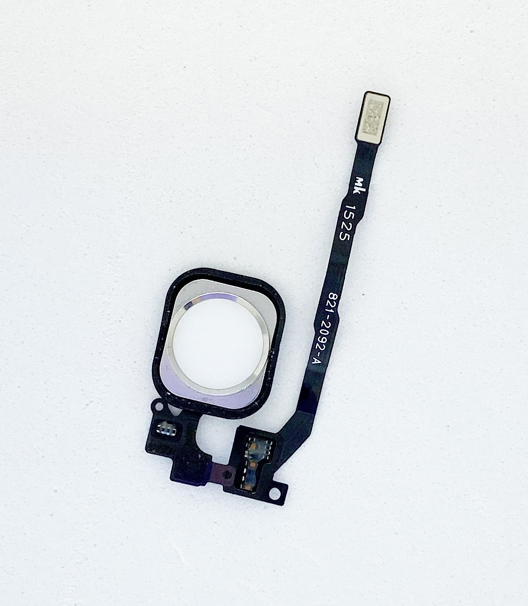 Шлейф для iPhone 5S/SE, з кнопкою меню (Home) і білою пластиковою накладкою, фото 1