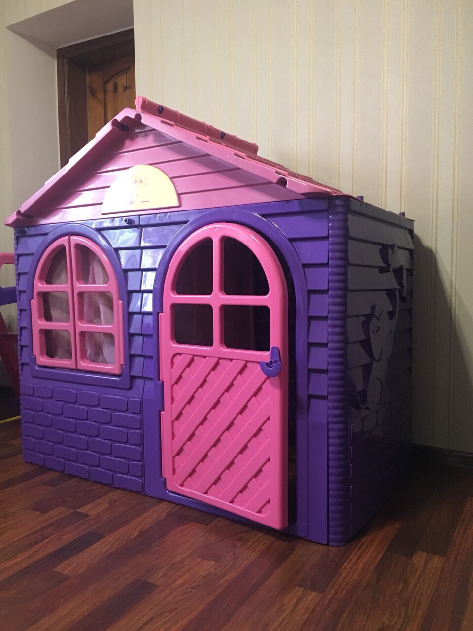 Детский игровой пластиковый домик со шторками Doloni для детей А7437-2 - фото 7 - id-p1484892242
