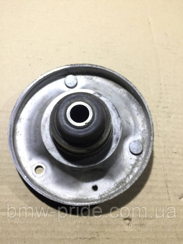 Опора стійки BMW 7-series E65 N62B44 перед. (б/у)