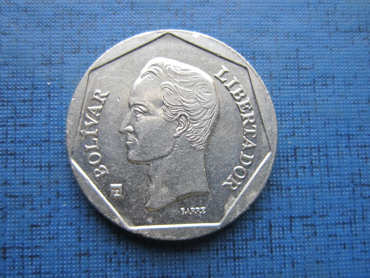 Монета 50 боливаров Венесуэла 2000 2004 два года цена за 1 монету - фото 2 - id-p360416602