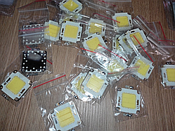 №123 Светодиод 20w Cooper матрица 20w для прожектора 20w 32-38v (новый, снят с нового прожектора)