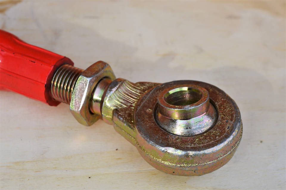 Тяга (Гвинт) центральна МТЗ-80/82 А61.03.000 Посилена + 1палец в