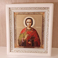 Икона Пантелеймон святой великомученик и целитель, лик 15х18 см, в белом деревянном киоте