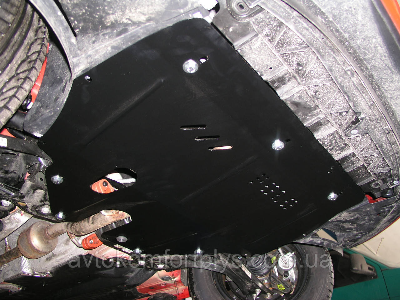 Металевий захист двигуна (картера) Skoda Fabia II (2007-) (1,2;1,4;1,6;1,4 TDI;1,6 TDI;1,9 TDI), фото 1