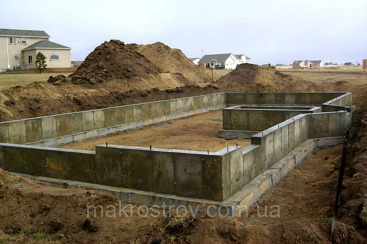 Пристрій бетонних фундаментів у Харкові.