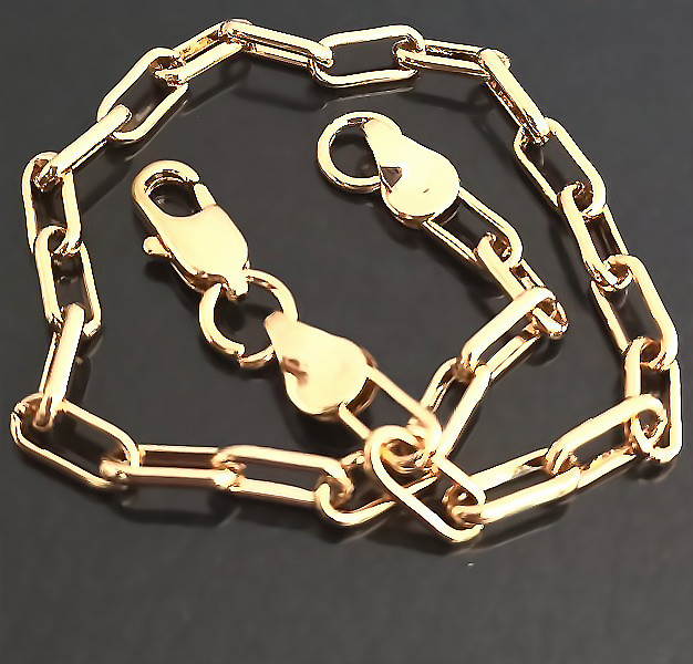 Браслет із сталі. Покриття: позолота з лимонним відтінком. Довжина: 19,5 см. Ширина: 8 мм