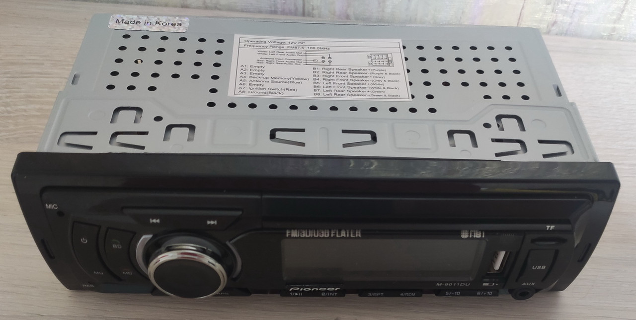 Автомагнітола 9011-2USB-BT Вхід AUX, Типорозмір 1 DIN, Тип Екрану TFT, Порт Для SD-Карти