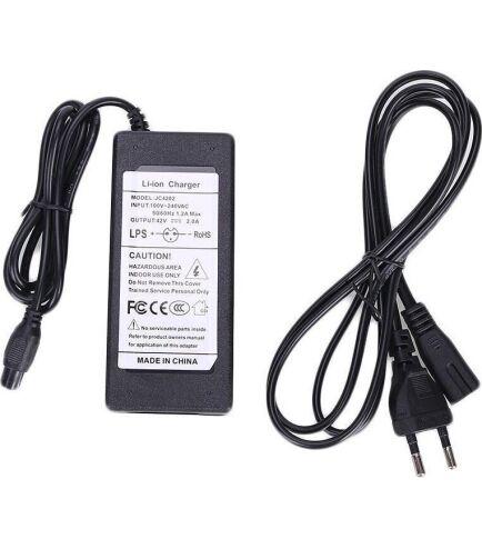 Зарядний Пристрій Для GPS/2500MAH /3M Вхід 12В/24В, Вихід Міні-USB 5В