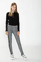 Клітчасті дитячі штани для дівчинки з лампасами Young Reporter Польща 193-0118G-12-140-1 Сірий.Топ!.Хіт!