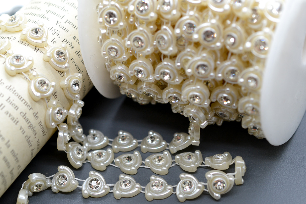Напівнамистини на нитці Завитки зі стразами 12 мм 1 м Кремовий Krem_АА286, фото 1