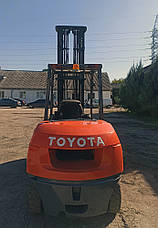 Вилочний навантажувач TOYOTA 42-7FDA50 2013 б/у, фото 2