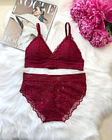 Кружевний комплект жіночої білизни, бордовий