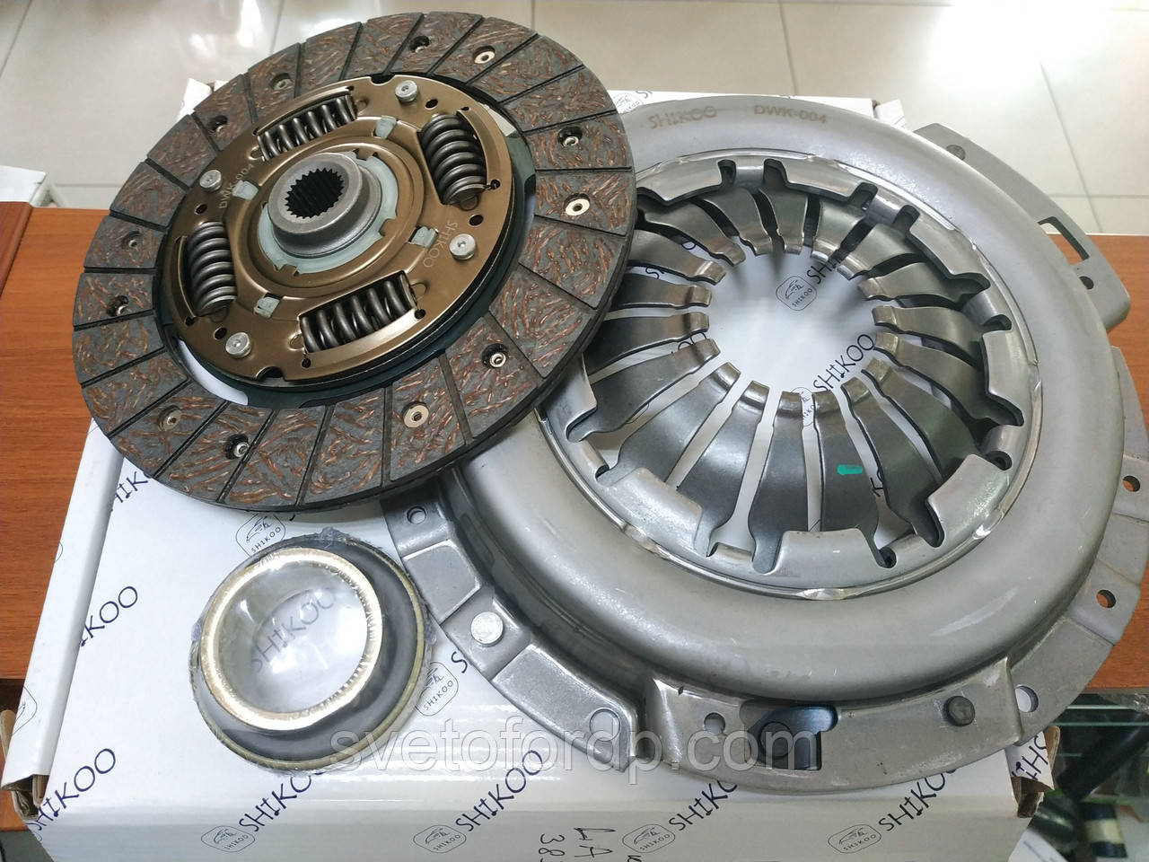 Комплект зчеплення Lanos (1.4-1.5), Nexia (SOHC 1.5) (диск + корзина + підшитий.), DWK-004, Корея, фото 1