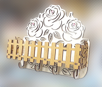 Оригінальна настінна ключниця на 4 гачки з поличкою "Троянди"