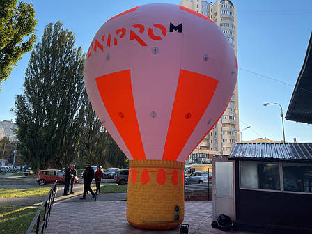 Надувна куля на тумбі 7 м, фото 1