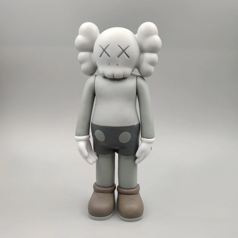 Статуэтка Kaws Companion серого цвета 18 см. Дизайнерская игрушка Кавс ...