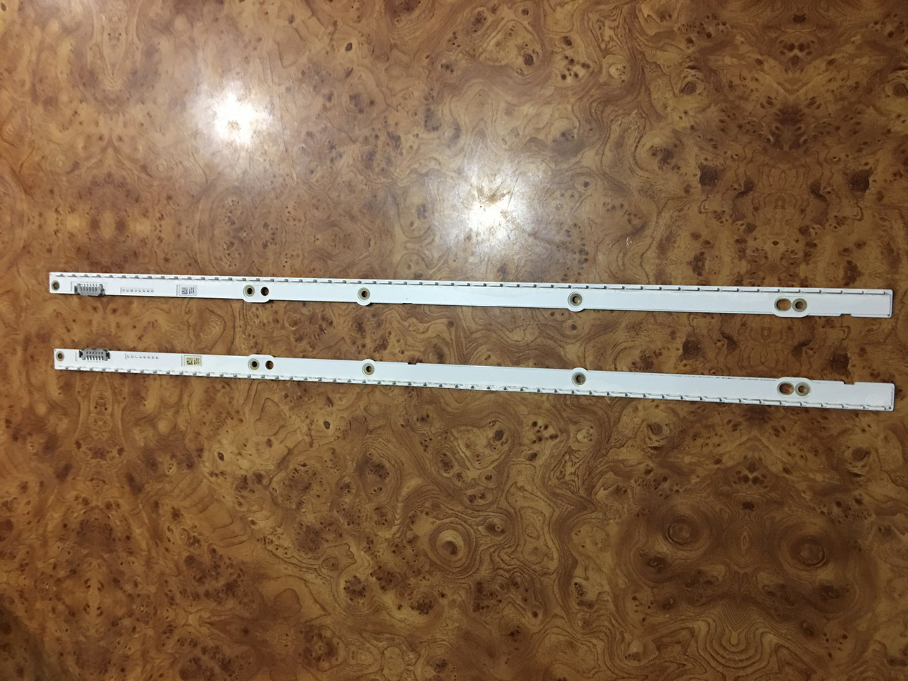 LED-підсвітка матриці 2012SVS37 7032NNB 2D LEFT52, 2012SVS37 7032NNB 2D LEFT52 Samsung UE37ES6300