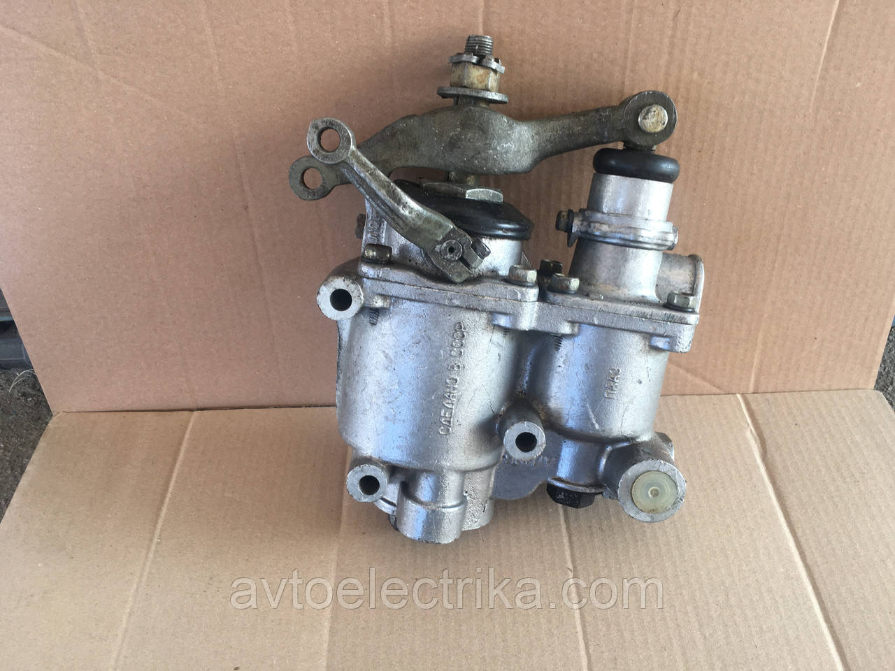 Кран гальмівний КрАЗ МАЗ УРАЛ у зборі (старого обр.) 222-3514010, фото 1