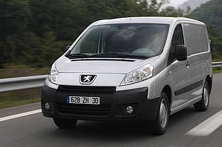 Амортизатори передні Peugeot Expert від 2007 г із двигунами 1,6 2,0 (Стийки на Пежо Експерт), фото 3