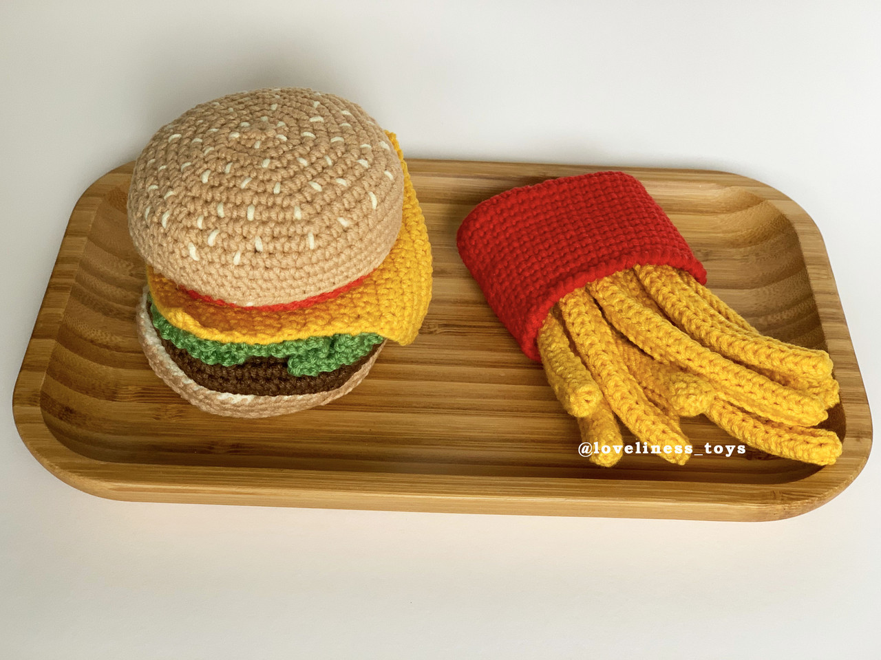 Детская игра «Чизбургер и картофель фри» (вязаная еда) - фото 1 - id-p1487236536