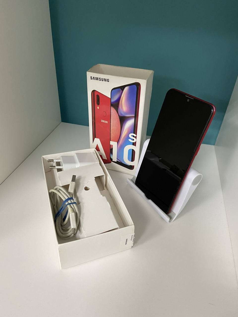 БУ Смартфон Samsung Galaxy A10s 2021 2/32GB червоний