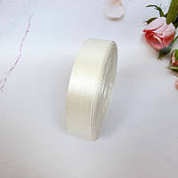 Стрічка атласна 2 см/33 м "Біла"