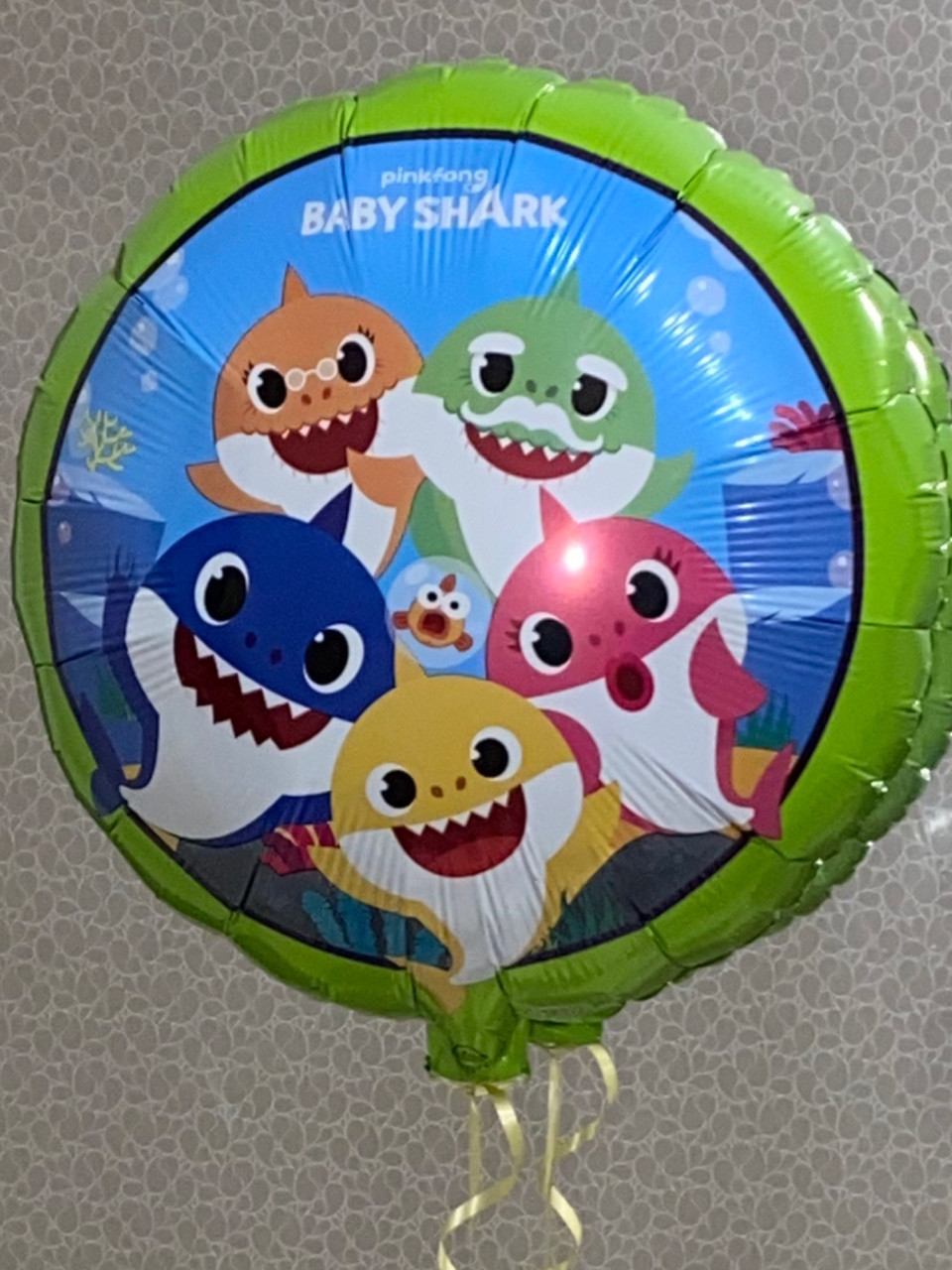 Baby shark сім'я акул фольговане коло 46 см з гелієм