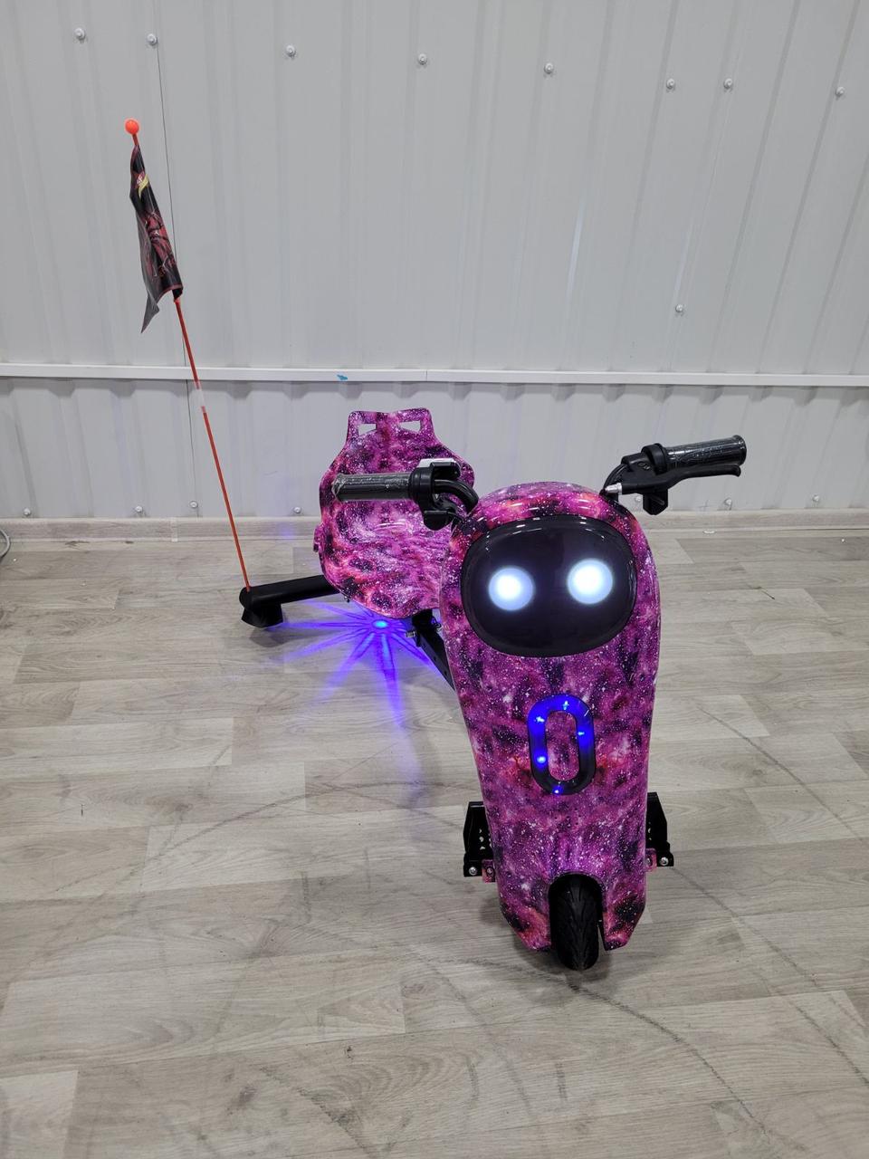 Електроскутер триколісний для райдерів Дрифт-карт Windtech Drift Cart 8 ⁇ Crazy Bug з оченятами рожевий космос