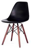 Стул Nik Walnut черный 04 на коричневых деревянных ножках, дизайн Eames DSW