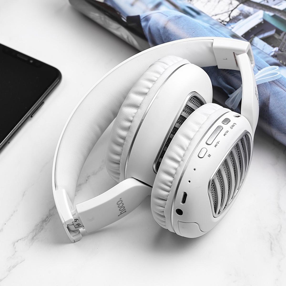 Білі бездротові великі навушники з мікрофоном радіо карта пам'яті Bluetooth HOCO W23
