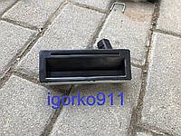 Ручка багажника VW Golf 4 универсал Touareg гольф 1J0827566D 9541Z-55